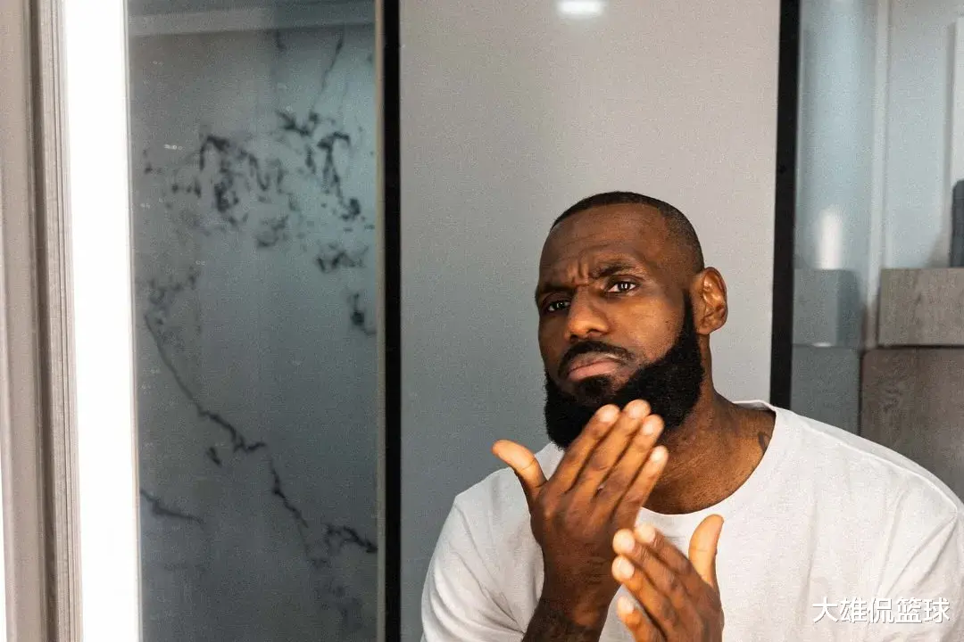 Khởi hành của James, quản lý của Lakers rất khó khăn, đại lý miễn phí từ chối tham khảo ý kiến ​​của James