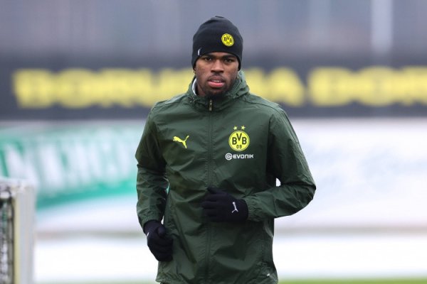 Ảnh: Dortmund muốn làm mới Chu