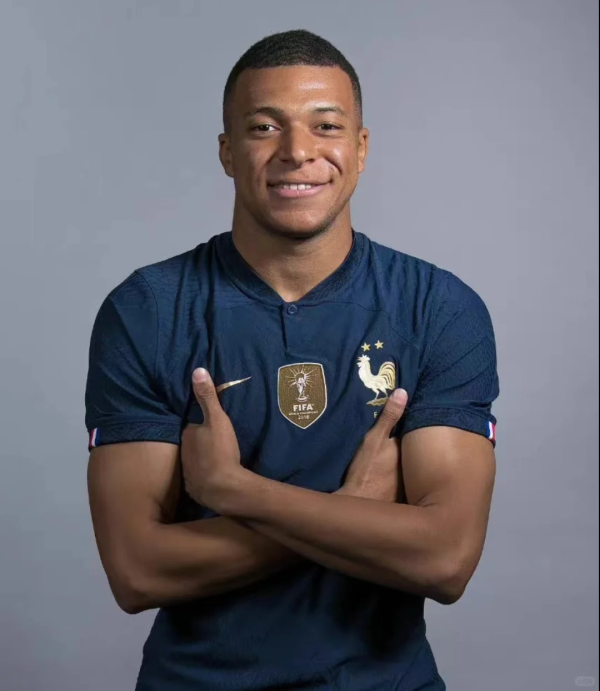 4-0 tấn công quan trọng! Mbapp