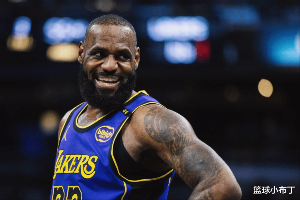 Lakers tập trung vào năm 2027,