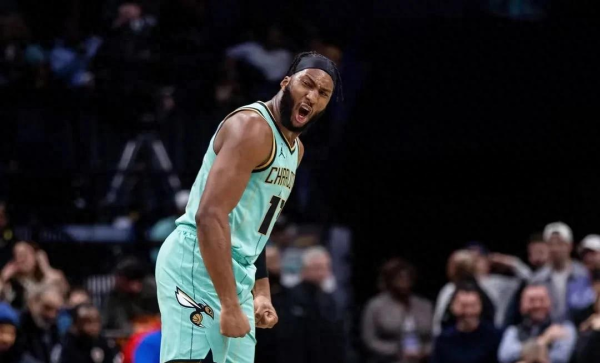 Durant nhận được một trợ lý mạ